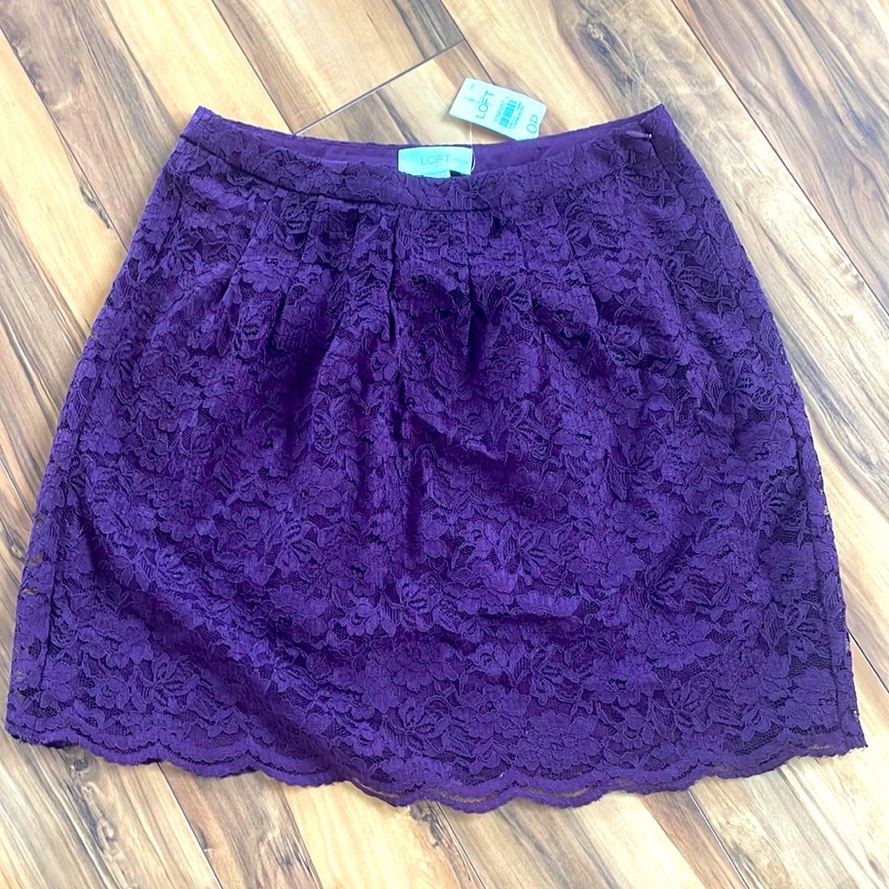 New with tags Loft Lace Plum Mini skirt size 0P